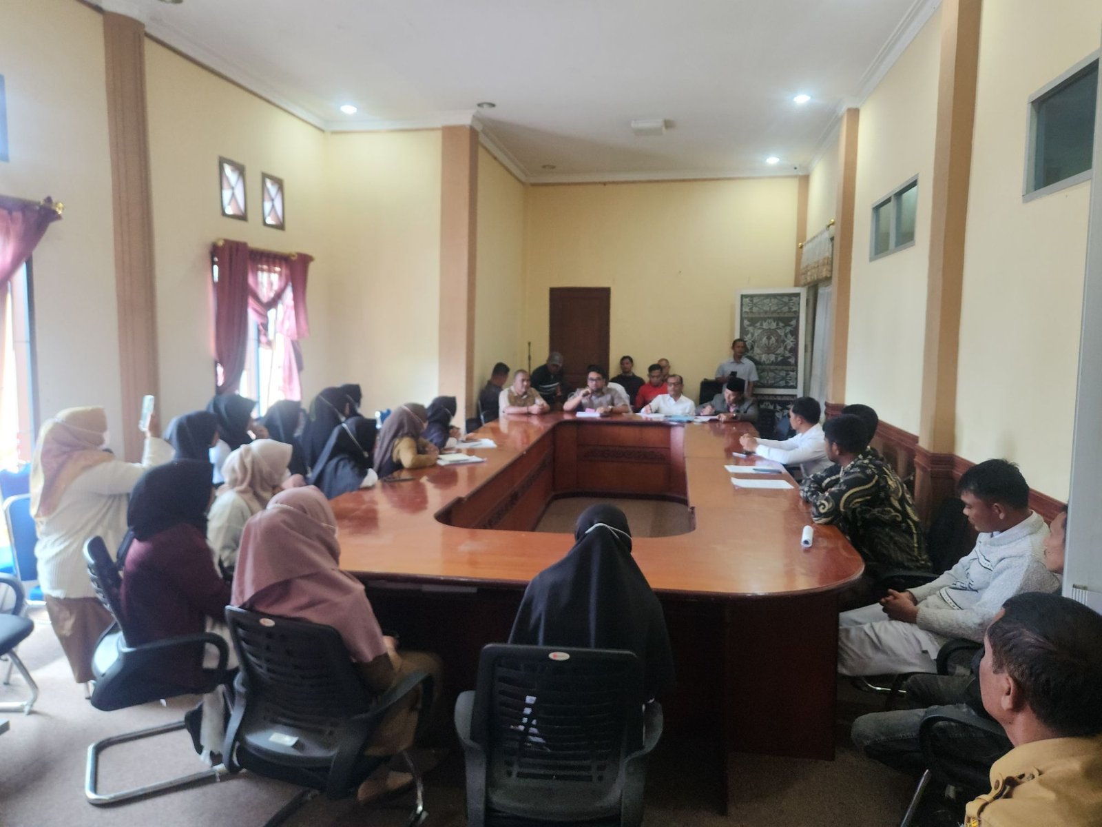 Kisah tenaga honorer