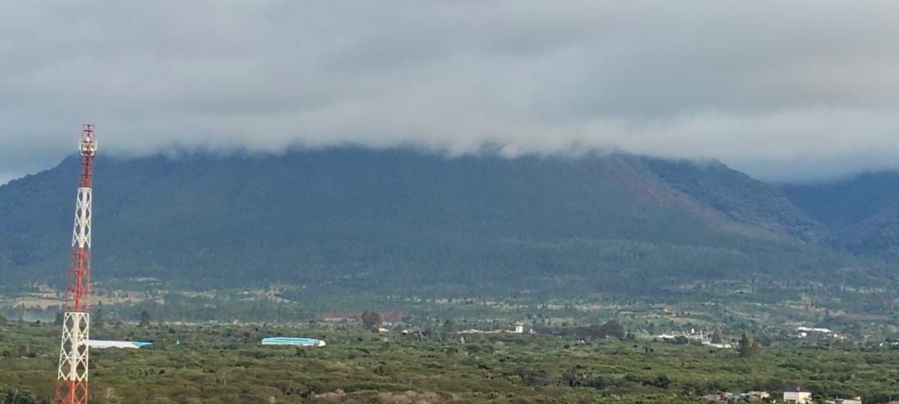 Burni Telong Masih Level Waspada