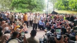 Prabowo Datang di Tengah Derita