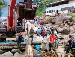 Satgas Pacu Pembangunan Jembatan Darurat Tenge Besi