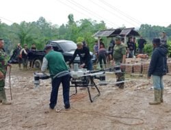 TNI Kirim Logistik Korban Bencana Menggunakan Drone