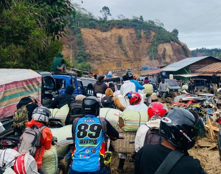 Kacaunya Lalu Lintas Jalan KKA