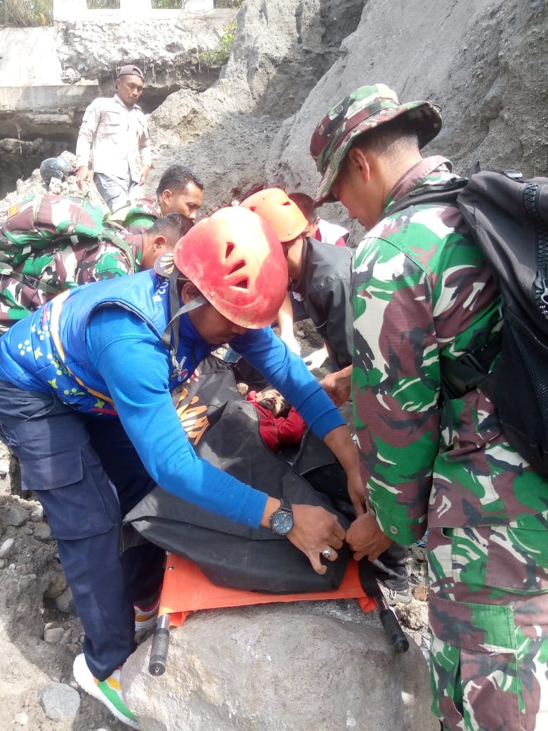 Jembatan Terputus Renggut Nyawa