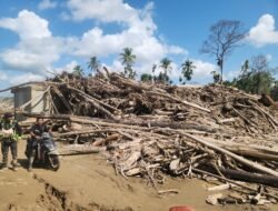Air Subuh Menghapus Sah Raja, Warga Terusir dari Kampung Sendiri