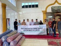Wabup Armia Salurkan 800 Paket Bantuan BPJS Ketenagakerjaan untuk Korban Bencana di Uning Gelime 