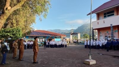 Tegakkan Qanun Jinayah Sejak Dini, Dinsyar Bener Meriah Sasar Pelajar SMP 1 Bukit