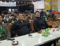 Meski Jepang Tersingkir, Dandim 0119/BM Tetap Dukung Samurai Biru Saat Nobar Bersama Warga